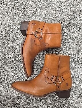 Frye Dara Cognac Leather Chukka Biker Boots with Side Zip